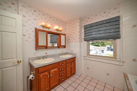 Tiny photo for 556 S Vine Street, Marion, OH 43302 (MLS # 225039559)