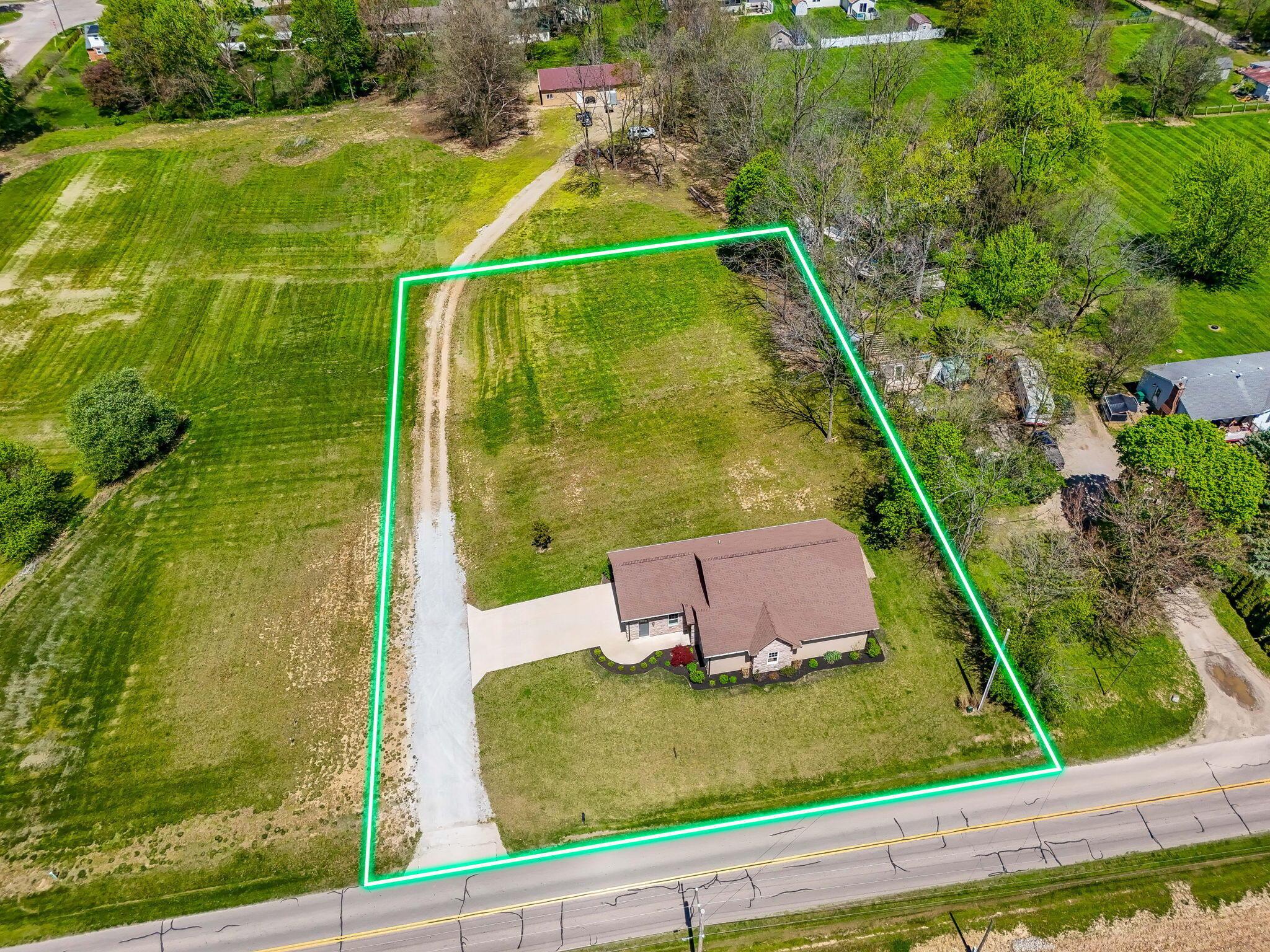 278 E Powell Avenue, Urbana, Ohio image 2