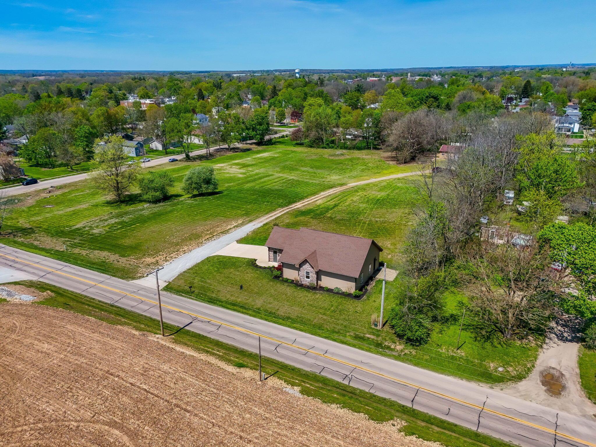 278 E Powell Avenue, Urbana, Ohio image 5