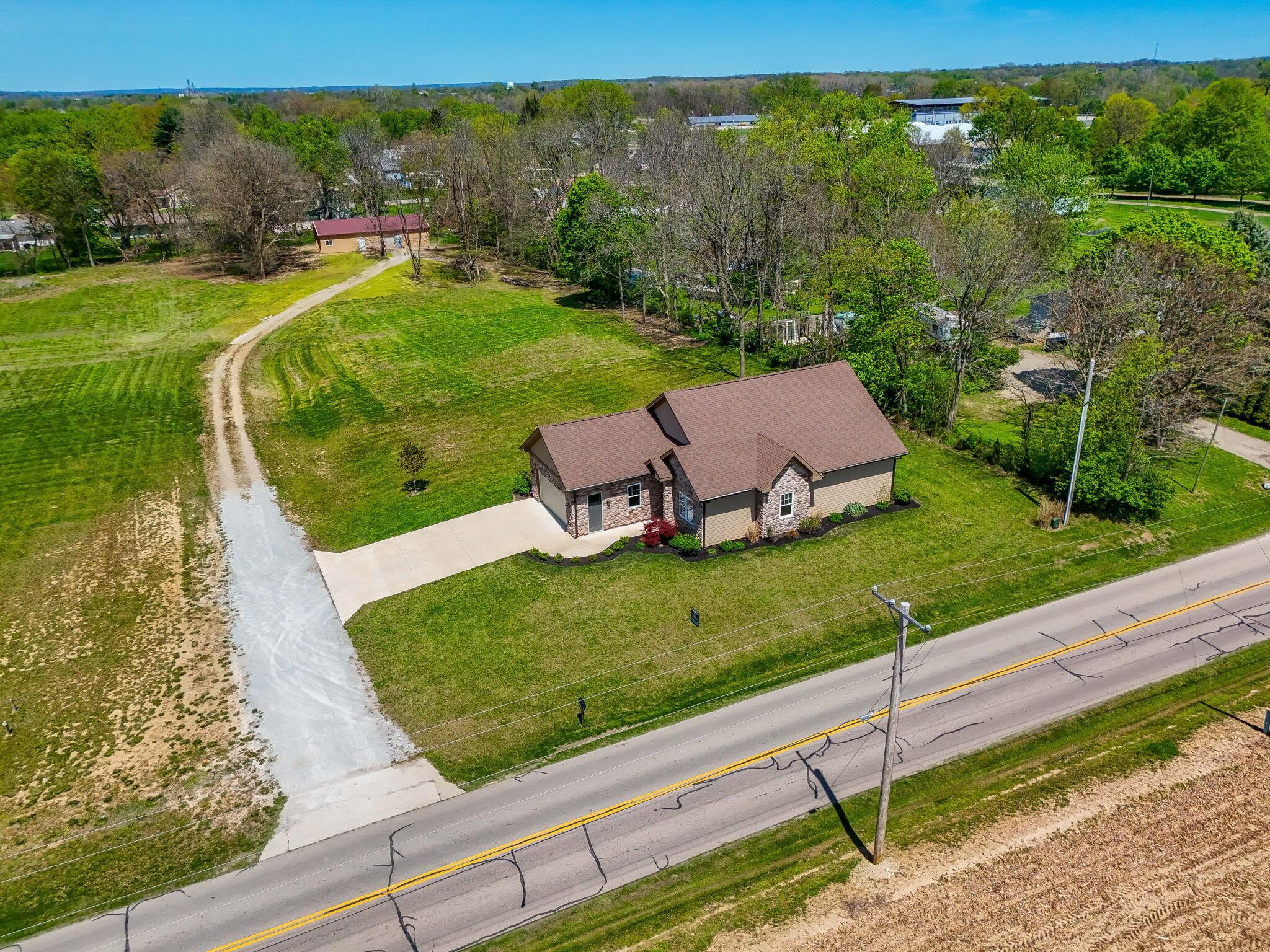 278 E Powell Avenue, Urbana, Ohio image 10