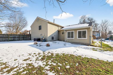 Tiny photo for 3712 Creek Ridge Court, Columbus, OH 43230 (MLS # 226004348)