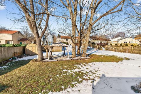 Tiny photo for 3712 Creek Ridge Court, Columbus, OH 43230 (MLS # 226004348)