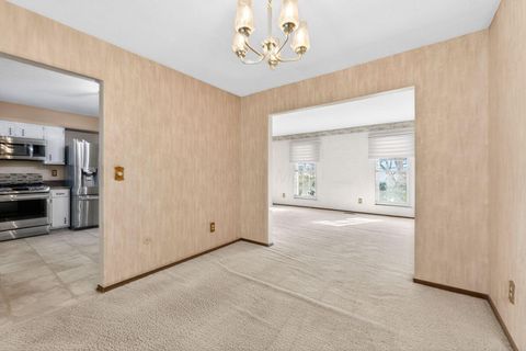 Tiny photo for 3712 Creek Ridge Court, Columbus, OH 43230 (MLS # 226004348)