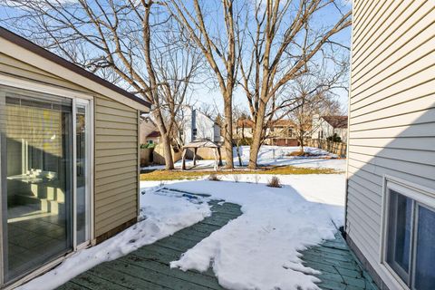 Tiny photo for 3712 Creek Ridge Court, Columbus, OH 43230 (MLS # 226004348)