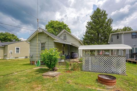 Tiny photo for 52 W Canal Street, Carroll, OH 43112 (MLS # 225044896)