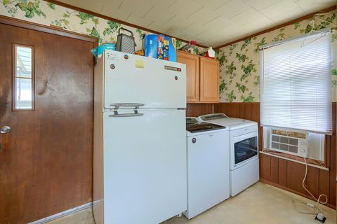 Tiny photo for 52 W Canal Street, Carroll, OH 43112 (MLS # 225044896)