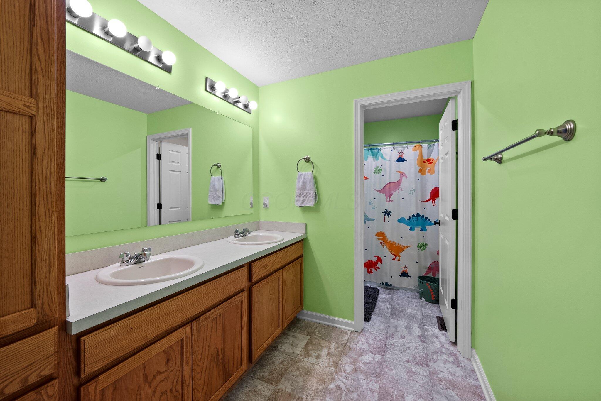 1280 Tara Piper Lane, Blacklick, Ohio image 39