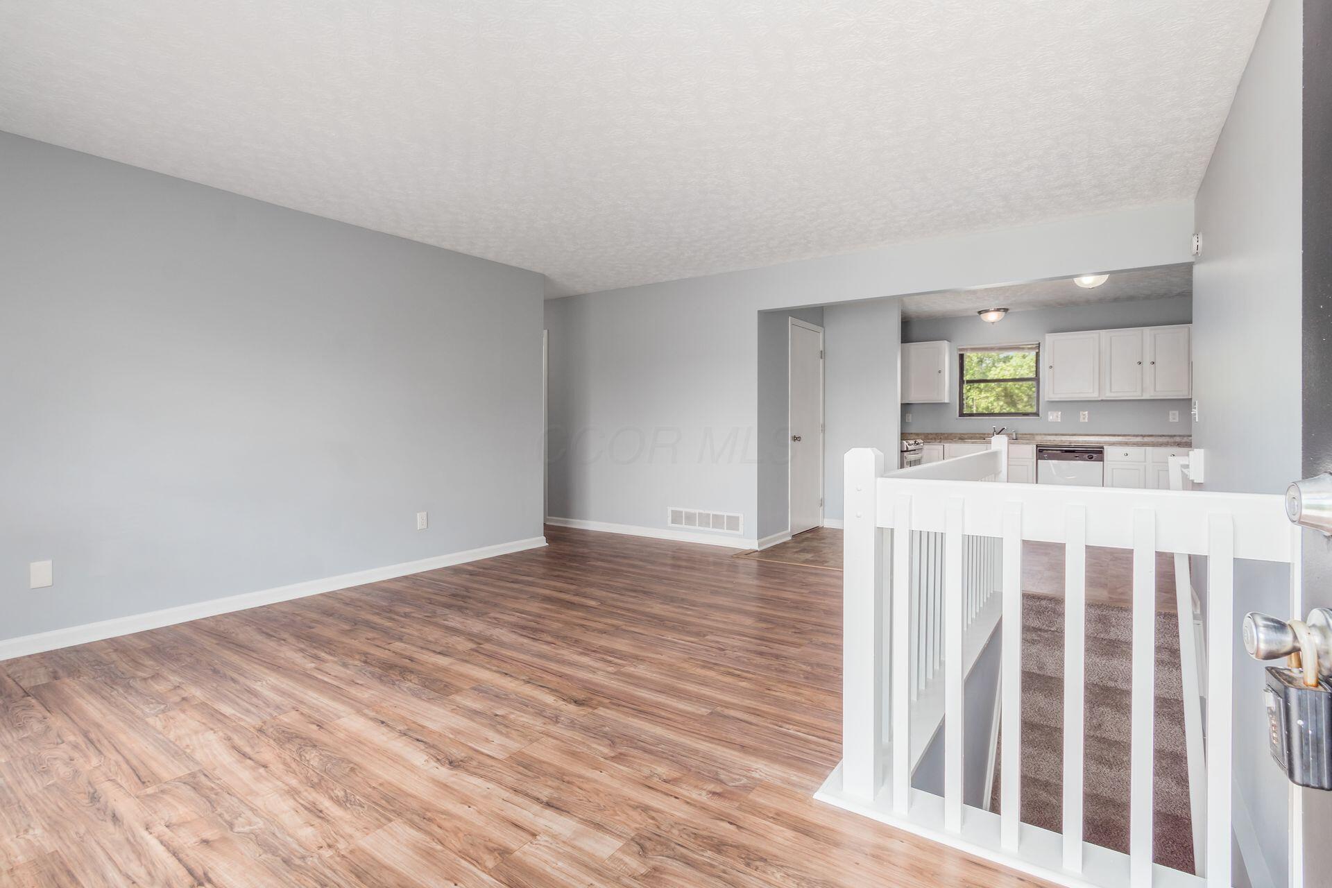 513 Long Street, Ashville, Ohio image 4