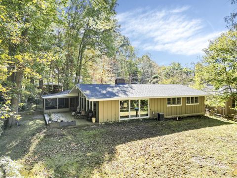 Tiny photo for 195 Sunset Drive S, Granville, OH 43023 (MLS # 226000823)