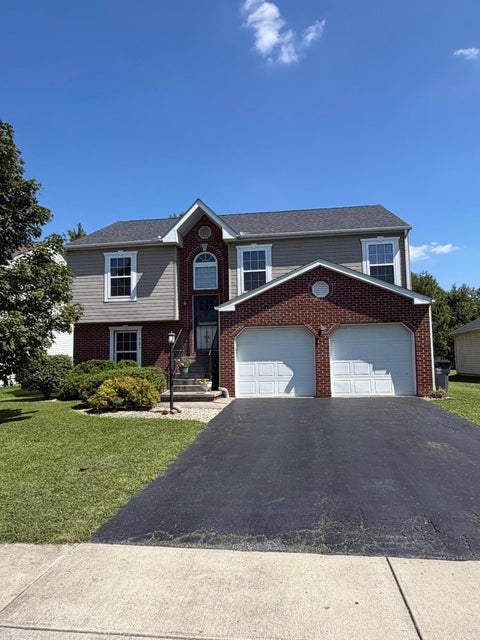 Photo of 323 Haystack Avenue, Pataskala, OH 43062 (MLS # 226032447)
