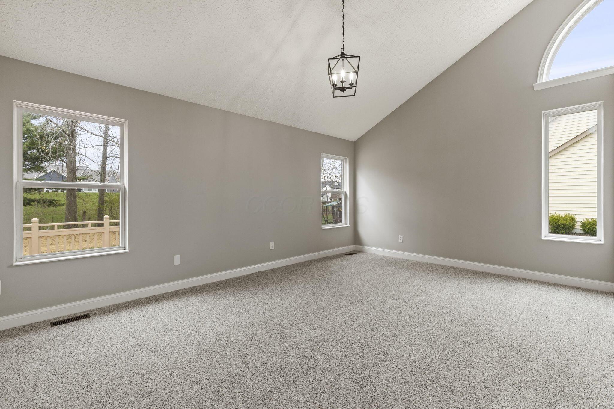 9182 Wayne Brown Drive, Powell, Ohio image 19