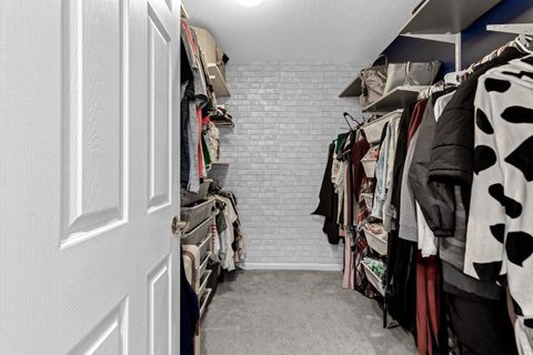 Tiny photo for 5852 Edge Of Village, Westerville, OH 43081 (MLS # 226000623)