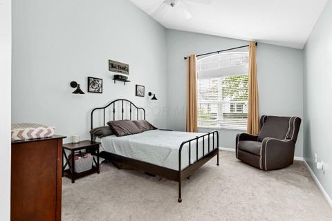 Tiny photo for 5852 Edge Of Village, Westerville, OH 43081 (MLS # 226000623)