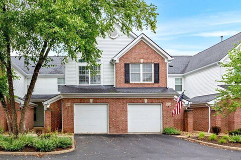 Photo of 5852 Edge Of Village, Westerville, OH 43081 (MLS # 226000623)
