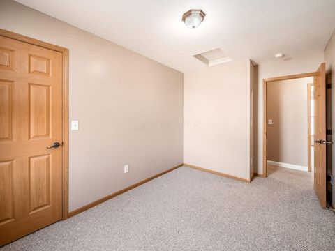 Tiny photo for 1523 Plowington Drive, Delaware, OH 43015 (MLS # 226000766)