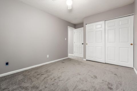 Tiny photo for 757 Ivorton Road S, Columbus, OH 43207 (MLS # 226004894)