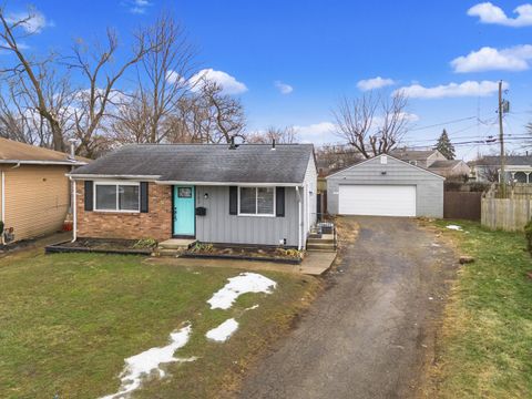 Tiny photo for 757 Ivorton Road S, Columbus, OH 43207 (MLS # 226004894)