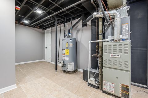 Tiny photo for 757 Ivorton Road S, Columbus, OH 43207 (MLS # 226004894)