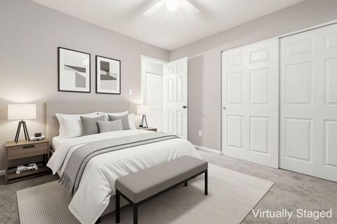 Tiny photo for 757 Ivorton Road S, Columbus, OH 43207 (MLS # 226004894)