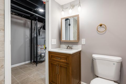 Tiny photo for 757 Ivorton Road S, Columbus, OH 43207 (MLS # 226004894)