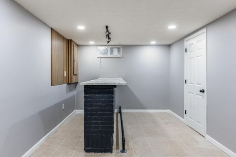 Tiny photo for 757 Ivorton Road S, Columbus, OH 43207 (MLS # 226004894)