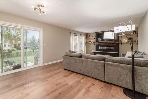 Tiny photo for 5570 Oldwynne Road, Hilliard, OH 43026 (MLS # 225040236)