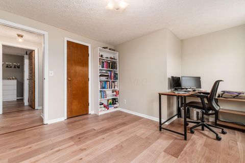 Tiny photo for 5570 Oldwynne Road, Hilliard, OH 43026 (MLS # 225040236)