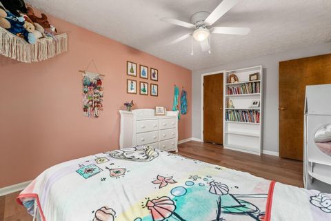 Tiny photo for 5570 Oldwynne Road, Hilliard, OH 43026 (MLS # 225040236)
