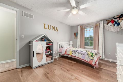 Tiny photo for 5570 Oldwynne Road, Hilliard, OH 43026 (MLS # 225040236)