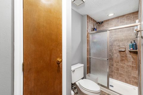 Tiny photo for 5570 Oldwynne Road, Hilliard, OH 43026 (MLS # 225040236)