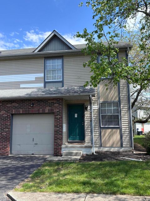 Photo of 4854 Duke Philip Drive 24B #24B, Hilliard, OH 43026 (MLS # 226015307)