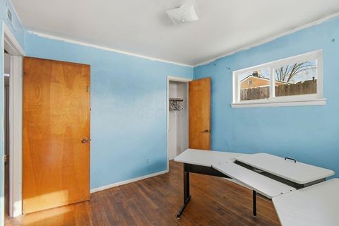 Tiny photo for 445 Basswood Road, Columbus, OH 43207 (MLS # 225045141)