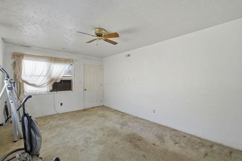 Tiny photo for 445 Basswood Road, Columbus, OH 43207 (MLS # 225045141)