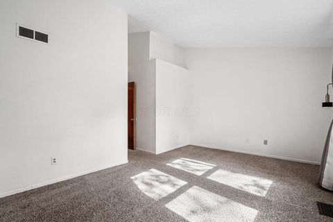 Tiny photo for 5401 Broadview Road, Columbus, OH 43230 (MLS # 225041640)