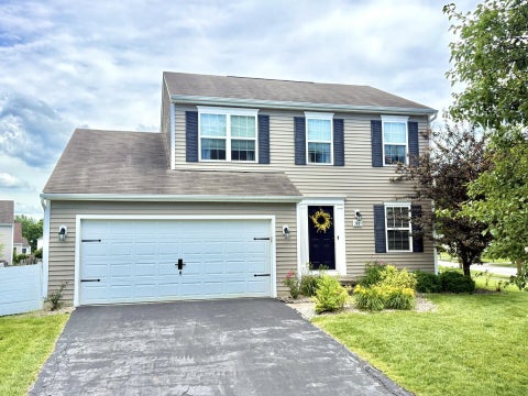 Photo of 3885 Wolf Creek Road, Grove City, OH 43123 (MLS # 226021614)