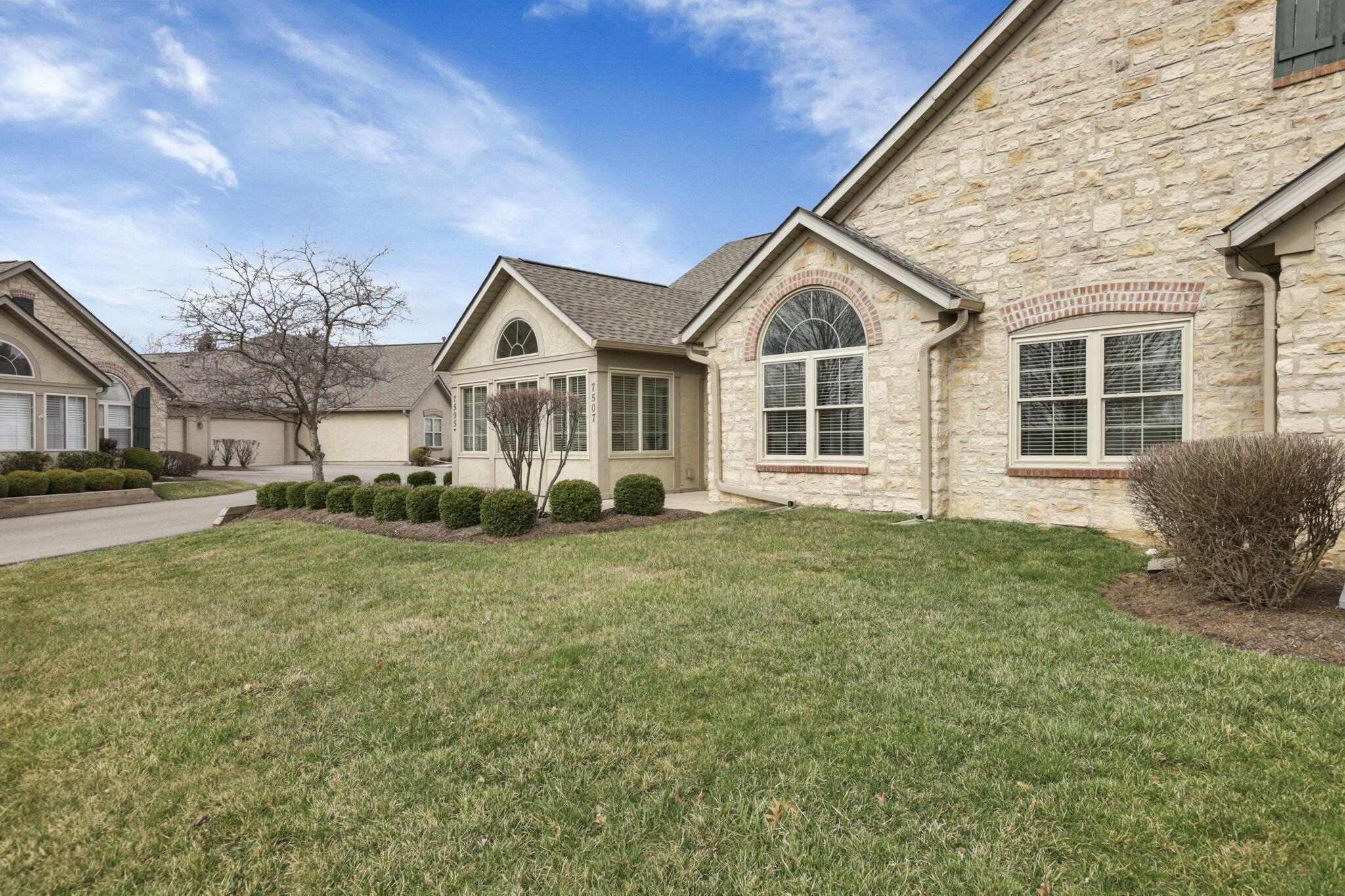 7507 Red Maple Place, Westerville, Ohio image 4