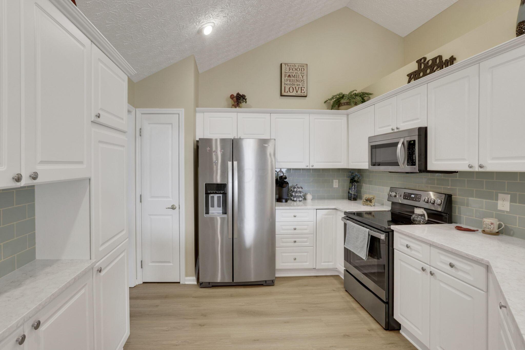 7507 Red Maple Place, Westerville, Ohio image 11