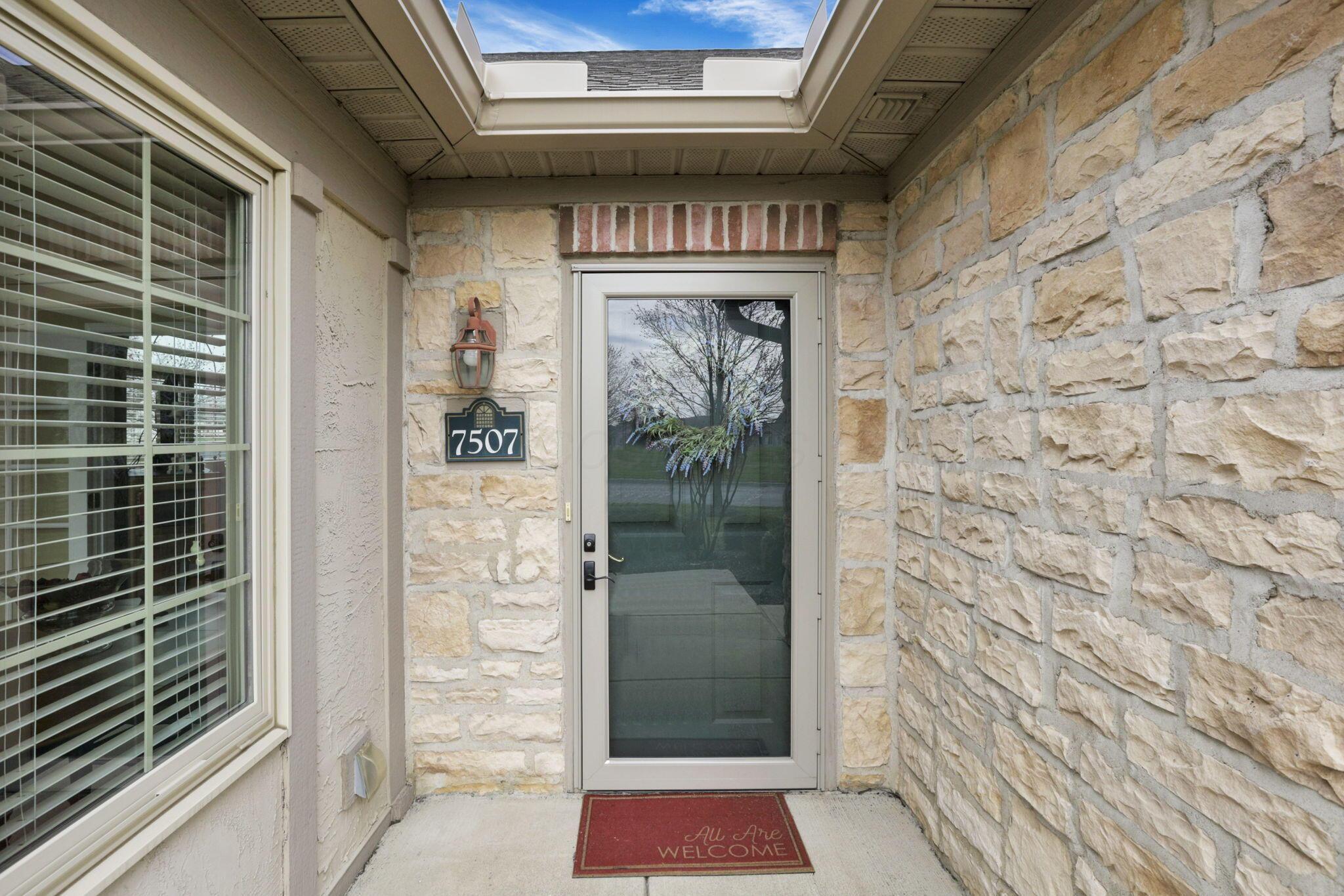7507 Red Maple Place, Westerville, Ohio image 5