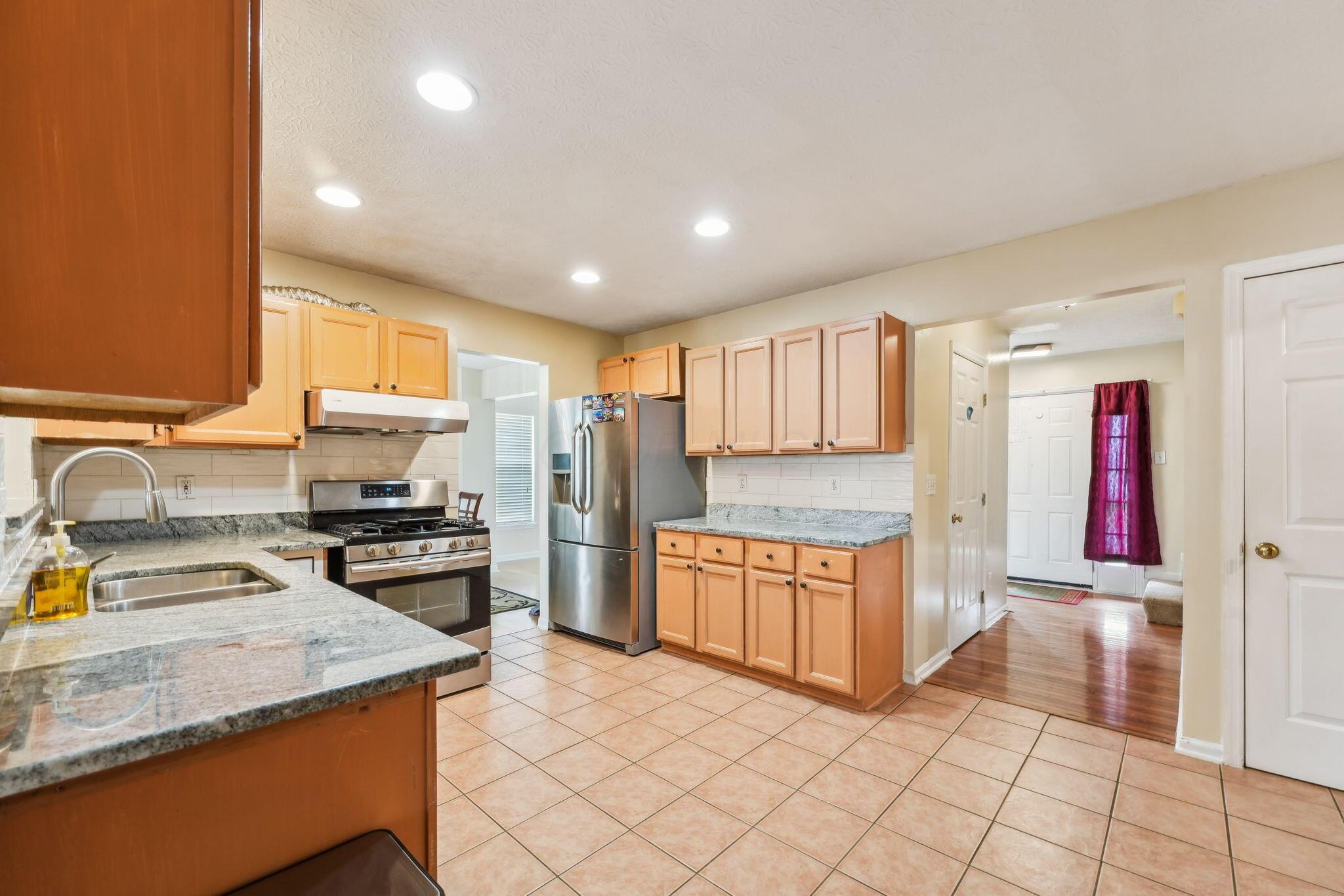 9067 Kingsley Drive, Reynoldsburg, Ohio image 21