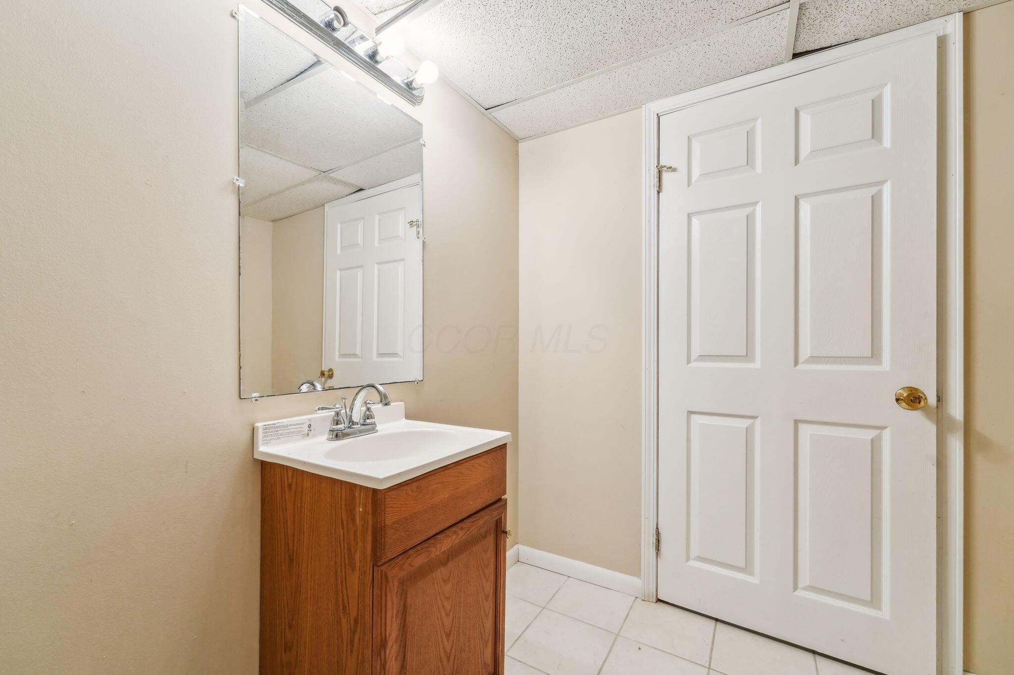 9067 Kingsley Drive, Reynoldsburg, Ohio image 43