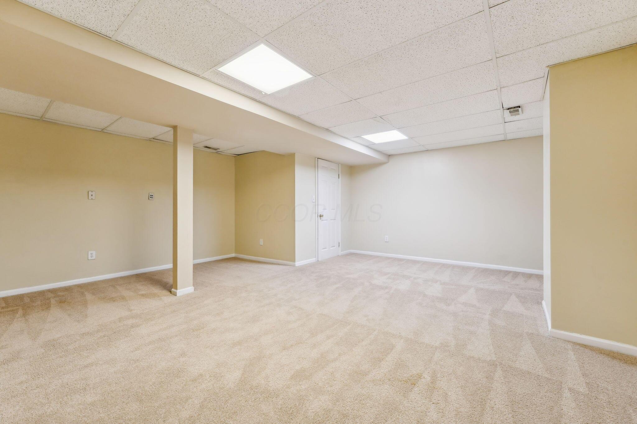 9067 Kingsley Drive, Reynoldsburg, Ohio image 47