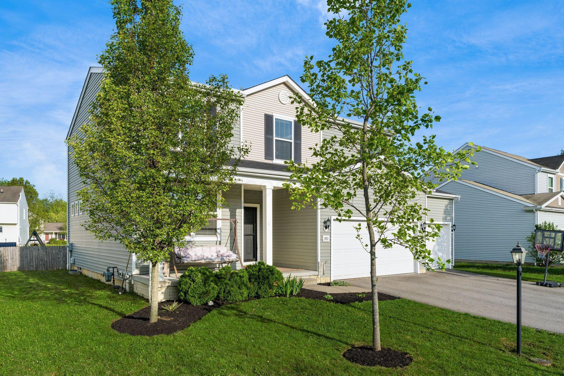 921 Poppleton Place, Pataskala, Ohio image 3