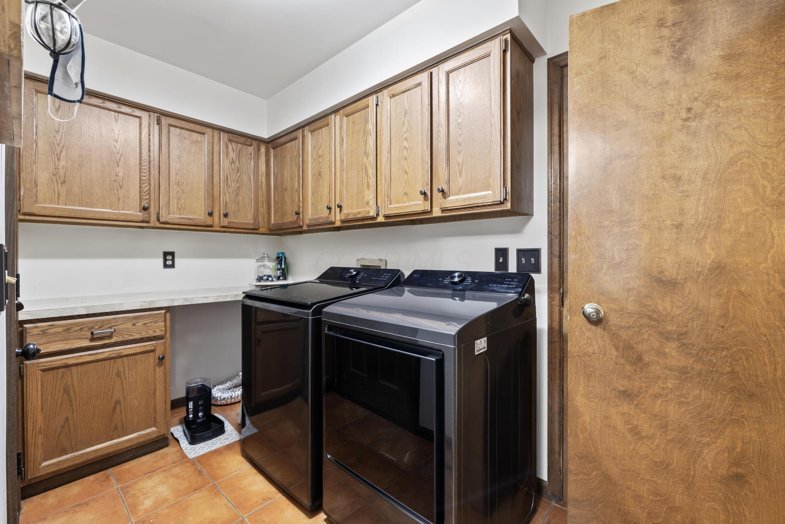 6273 Geyer Drive, Columbus, Ohio image 21