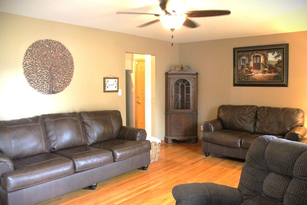 Photo of 83 Arlington Avenue, London, OH 43140 (MLS # 226023156)