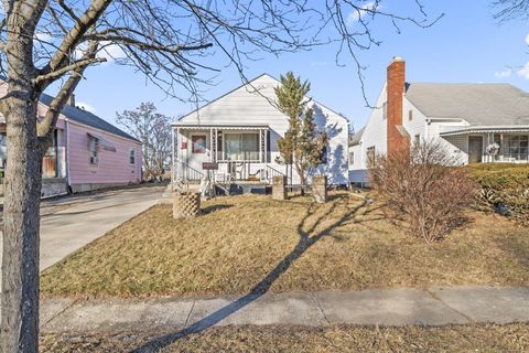 Photo of 1432 E 20th Avenue, Columbus, OH 43211 (MLS # 226002017)
