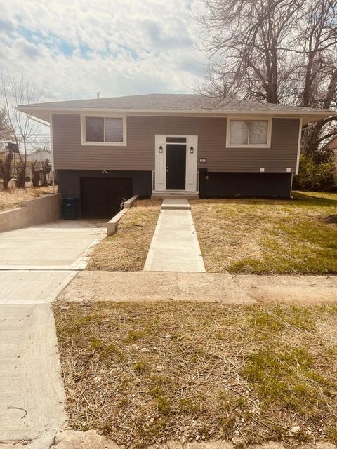 Photo of 1645 Liscomb Road, Columbus, OH 43207 (MLS # 226010841)