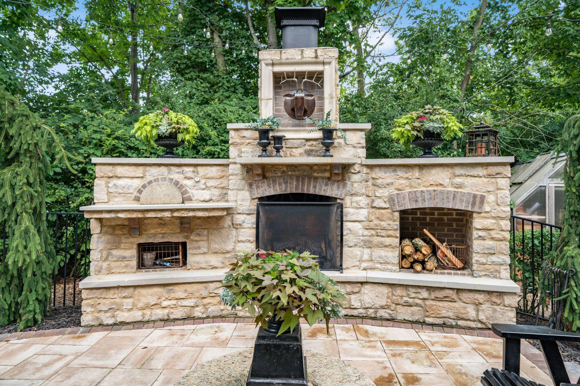 8598 Milmichael Court, Dublin, Ohio image 5