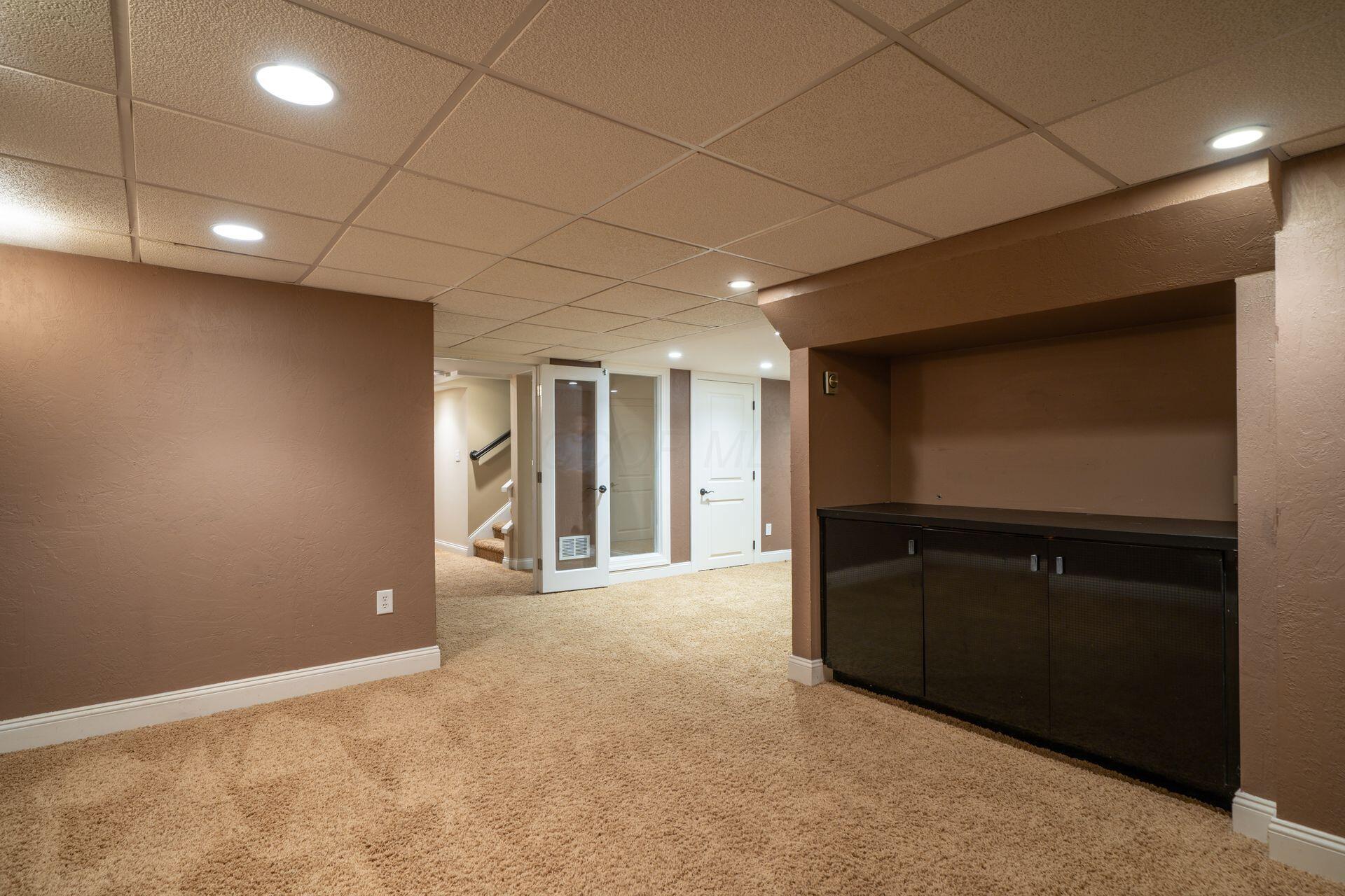 8598 Milmichael Court, Dublin, Ohio image 32