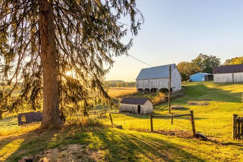 Tiny photo for 1905 Sugar Grove Road SE, Lancaster, OH 43130 (MLS # 225037592)