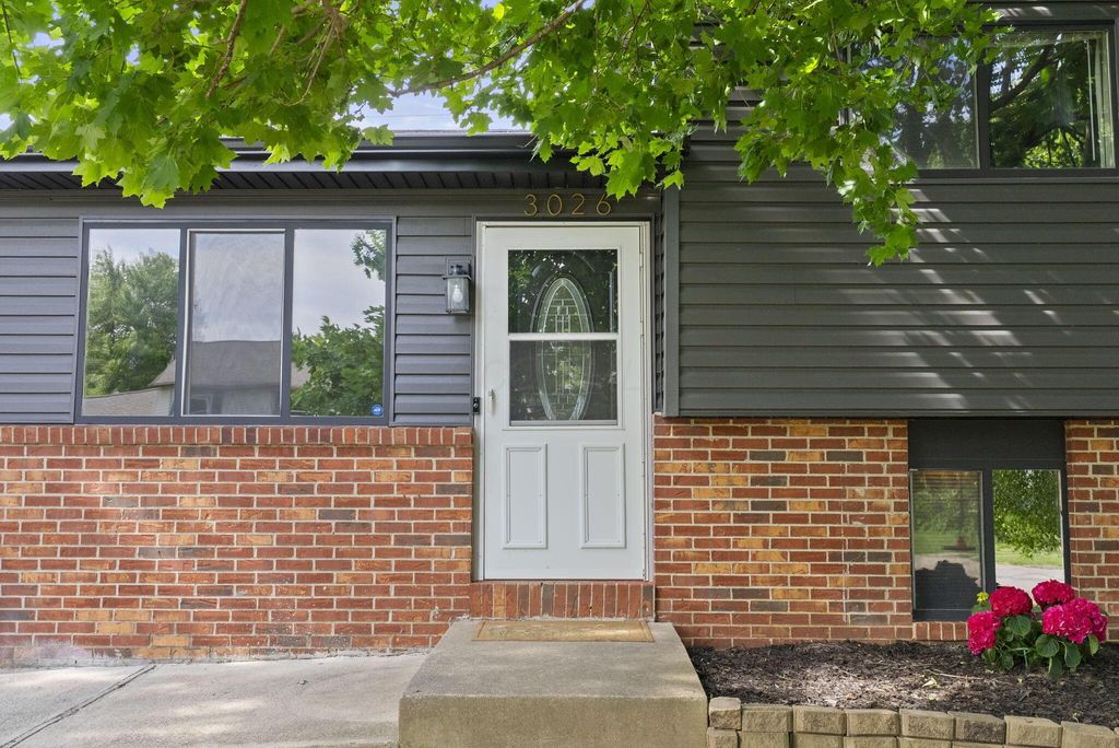Photo of 3026 Elspeth Court, Columbus, OH 43231 (MLS # 226017795)